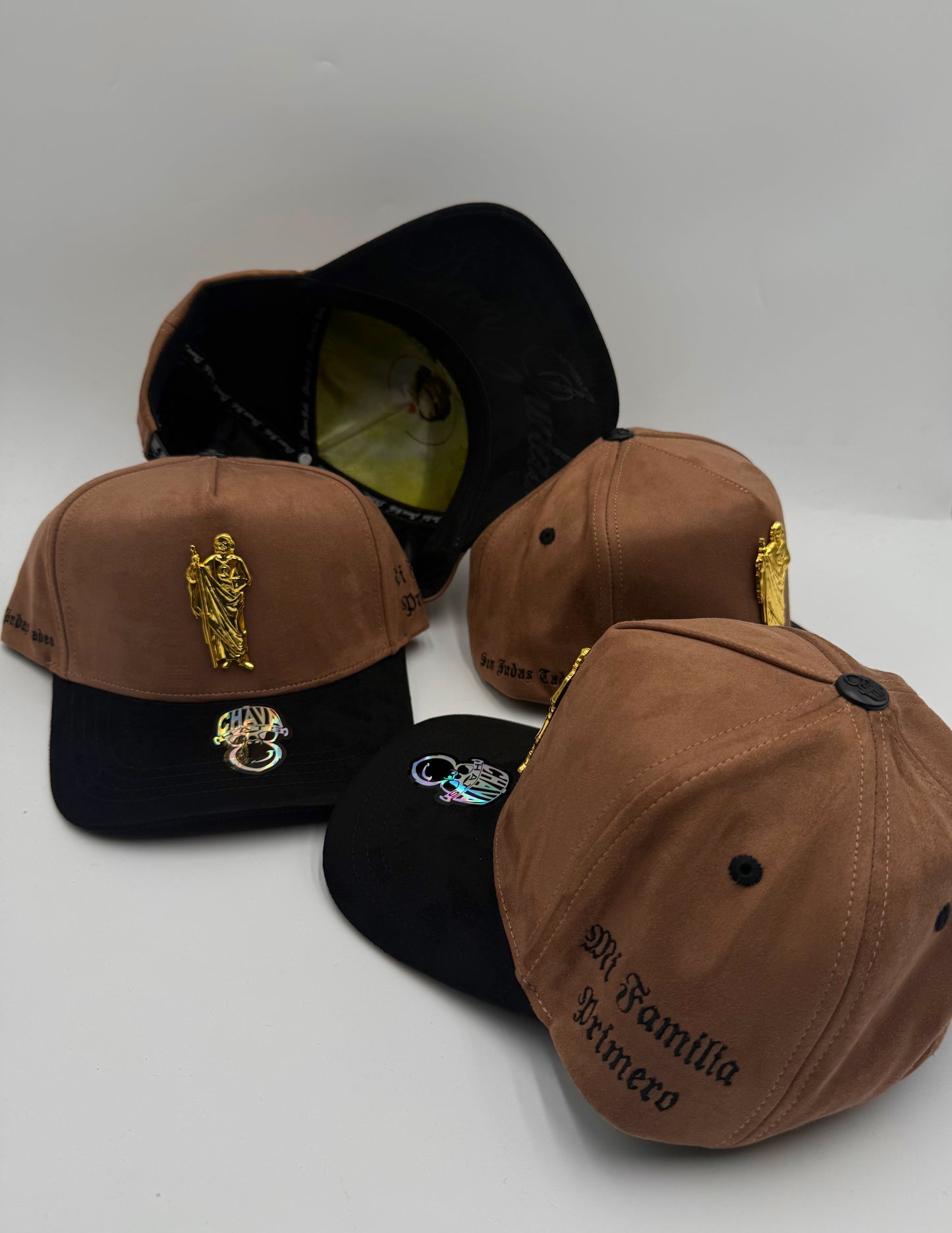 Gorra San Judas placa de oro