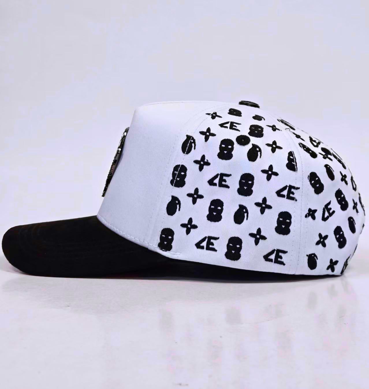 .Makabelico adiamantada cap